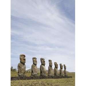  Ahu Akivi, Unesco World Heritage Site, Easter Island (Rapa 