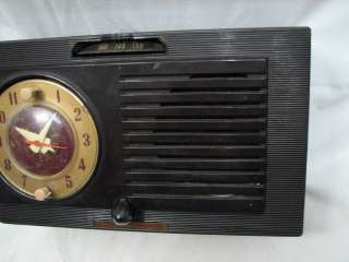 GENERAL ELECTRIC AM RADIO ALARM CLOCK MODE 512F ART DECO BAKELITE CASE 