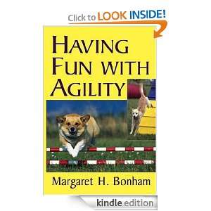Having Fun With Agility (Howell Dog Book of Distinction) Margaret H 