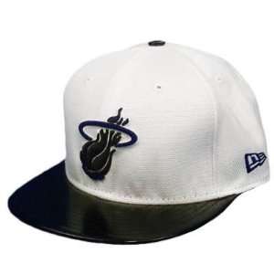 NBA New Era Hat Cap Miami Heat 59FIFTY 5950 White Black Fitted Gloss 