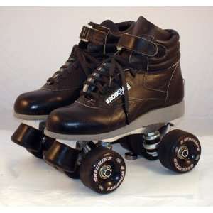   vintage roller skates black   Size 6 mens, 7 womens