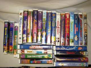 VHS Lot Disney 26 Tapes Aladdin Lion King Bambi  