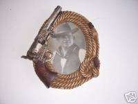 WESTERN COWBOY ROPE & PISTOL PICTURE FRAME GIFT  